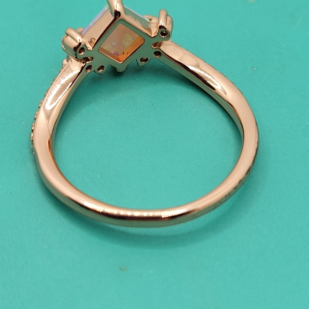 Beautiful Opal Ring - image 2